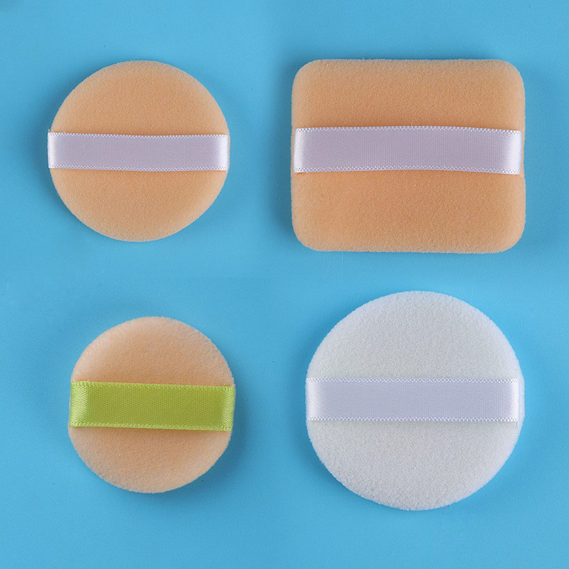 Short Plush Powder Puff – Soft Round Face Powder Puff for Loose & Pressed Powder - Image 2